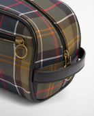 Barbour tartan-washbag-classic-beacon – Legend Story