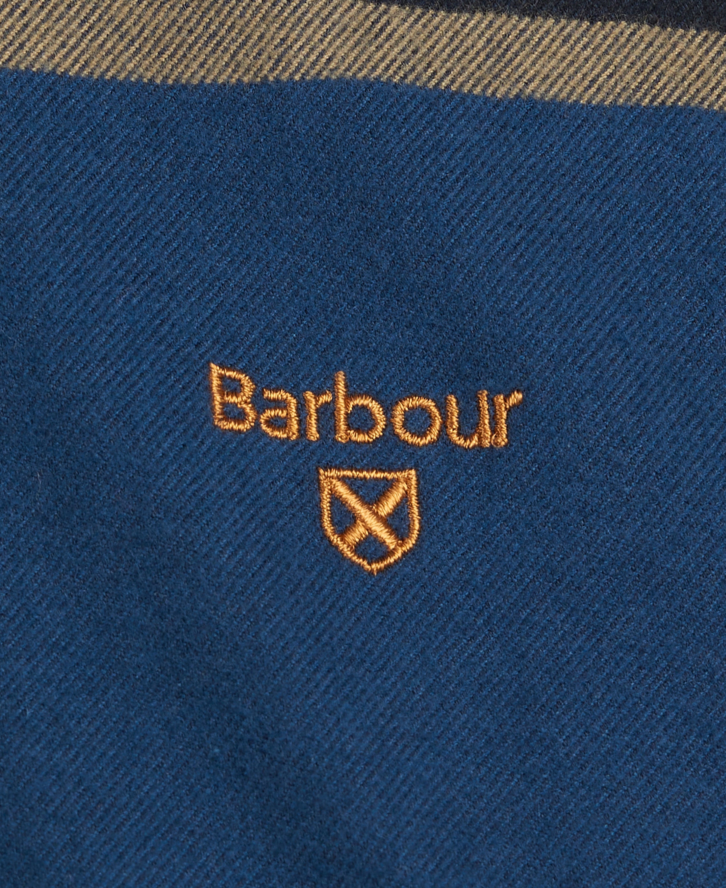 Barbour iceloch-tailored-tartan-shirt-midnight-tartan – Legend Story