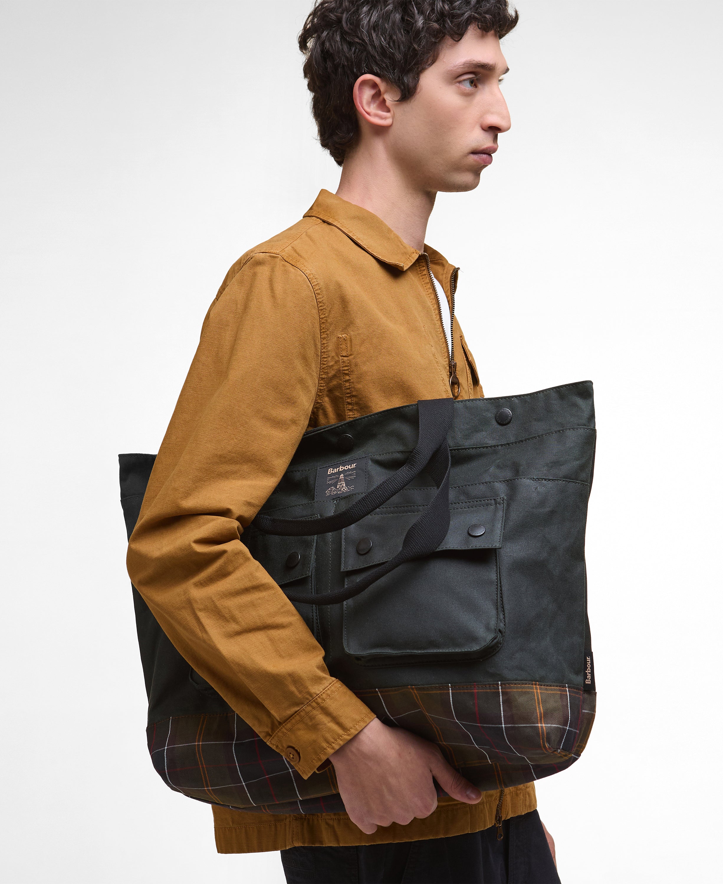 Barbour field-wax-tote-bag-sage-classic – Legend Story