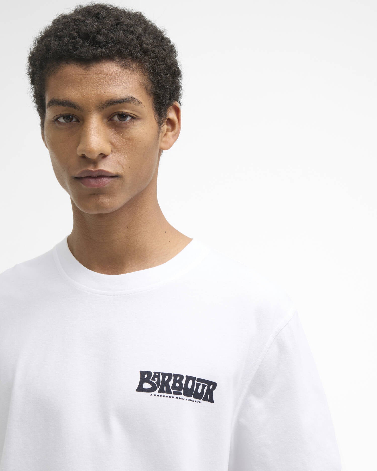 Barbour frome-relaxed-graphic-t-shirt-white – Legend Story