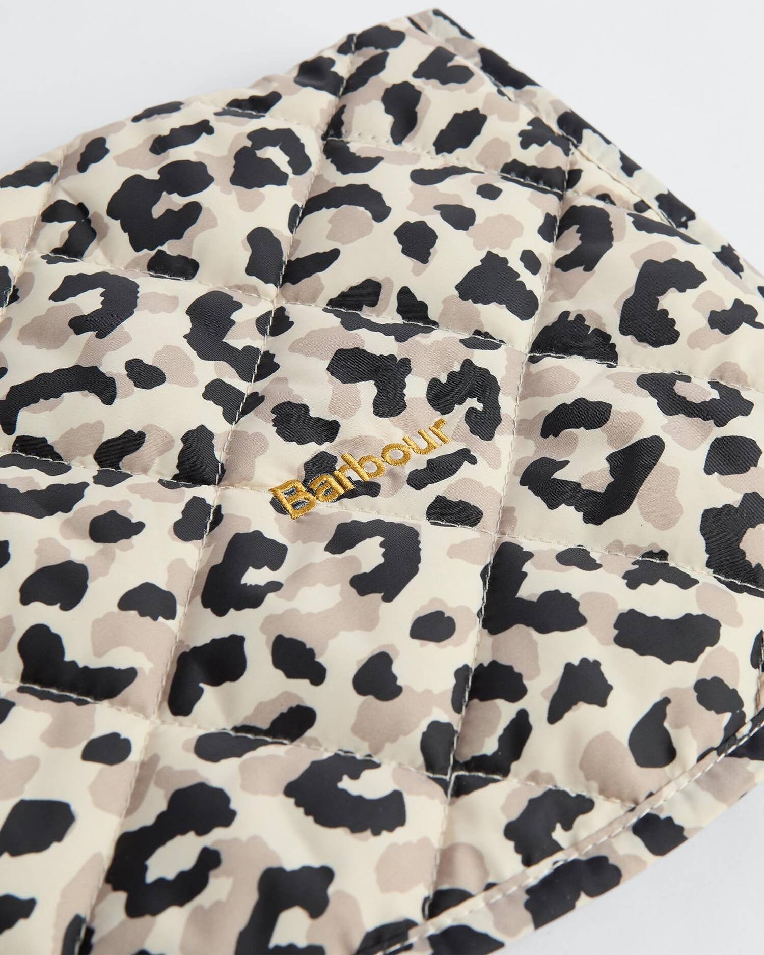 Barbour harley-quilted-dog-coat-jasmine-leopard – Legend Story