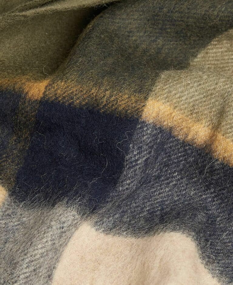 CARRBRIDGE TARTAN SCARF